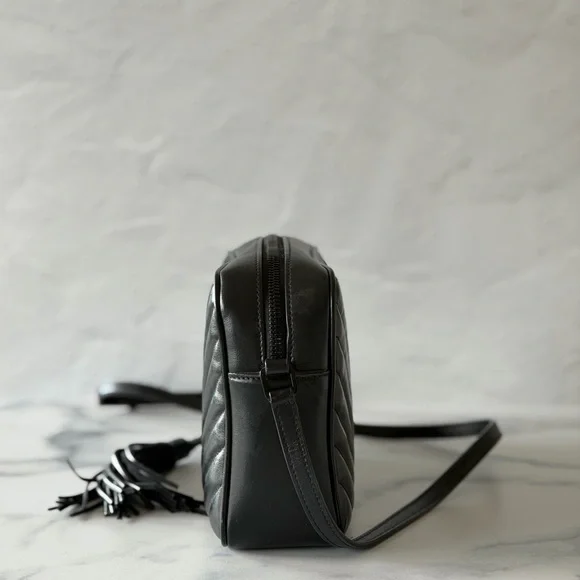 Yves Saint Laurent Lou Mattelassé Medium Camera Bag w/ Tassels - Picture 2 of 9